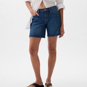 Gap Mid Rise 5” Denim Shorts 6 / 28